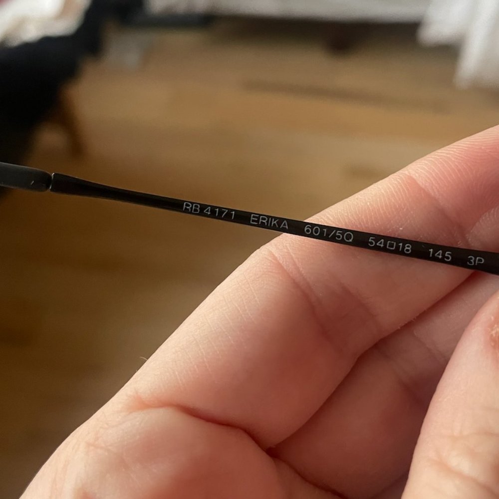 Polarized Ray-bans - Picture 5 of 5